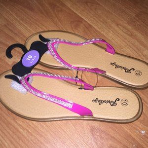 Privilege Size 10 Rhinestone Ladies Pink Slippers